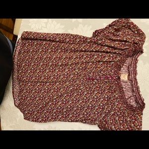 Faded Glory size small top